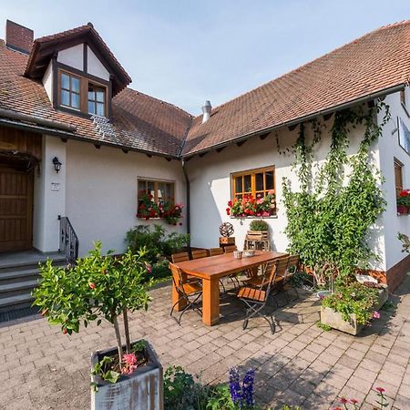 Hofmann'S Apartements & Ferienwohnungen Oberdachstetten Exterior photo